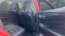 MG Hs 1.5 T-GDI Exclusive 5dr DCT Petrol Hatchback